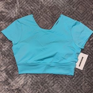NovaSport Small Sculpt Tech Active Short Sleeve Top in Aqua